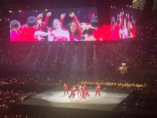 Twice, la cara más dulce del k-pop en un efervescente ‘show’ en el Palau Sant Jordi