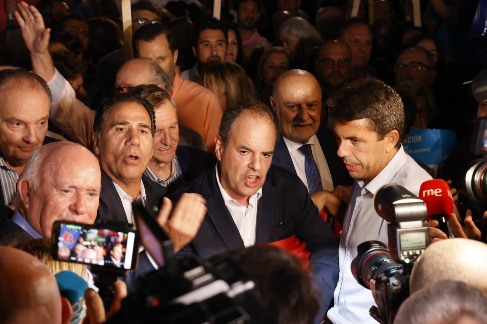 Manifestación en Alicante en protesta por los Presupuestos Generales del Estado