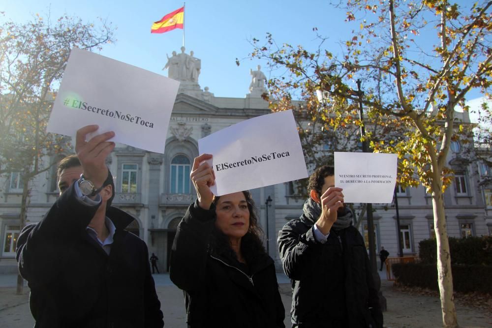 Concentración por la libertad de prensa ante el Tribunal Supremo