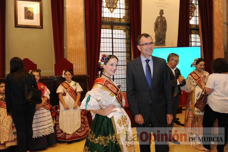 Mejores trajes de huertana y huertano del 'photocall' del Bando de la Huerta de Salzillo Tea and Coffee