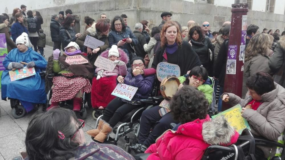 Manifestaciones en varios puntos de Galicia. // FdV