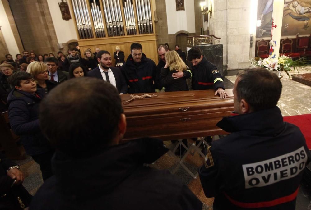 Funeral por Eloy Palacio, bombero fallecido en Oviedo