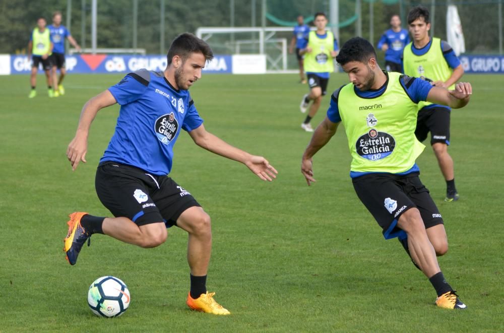 El Dépor entrena tras la derrota en Cornellá