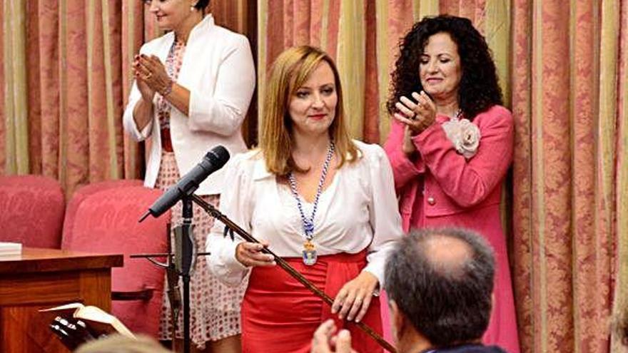 Toma de posesión de Nieves Lady Barreto ayer como presidenta de La Palma.