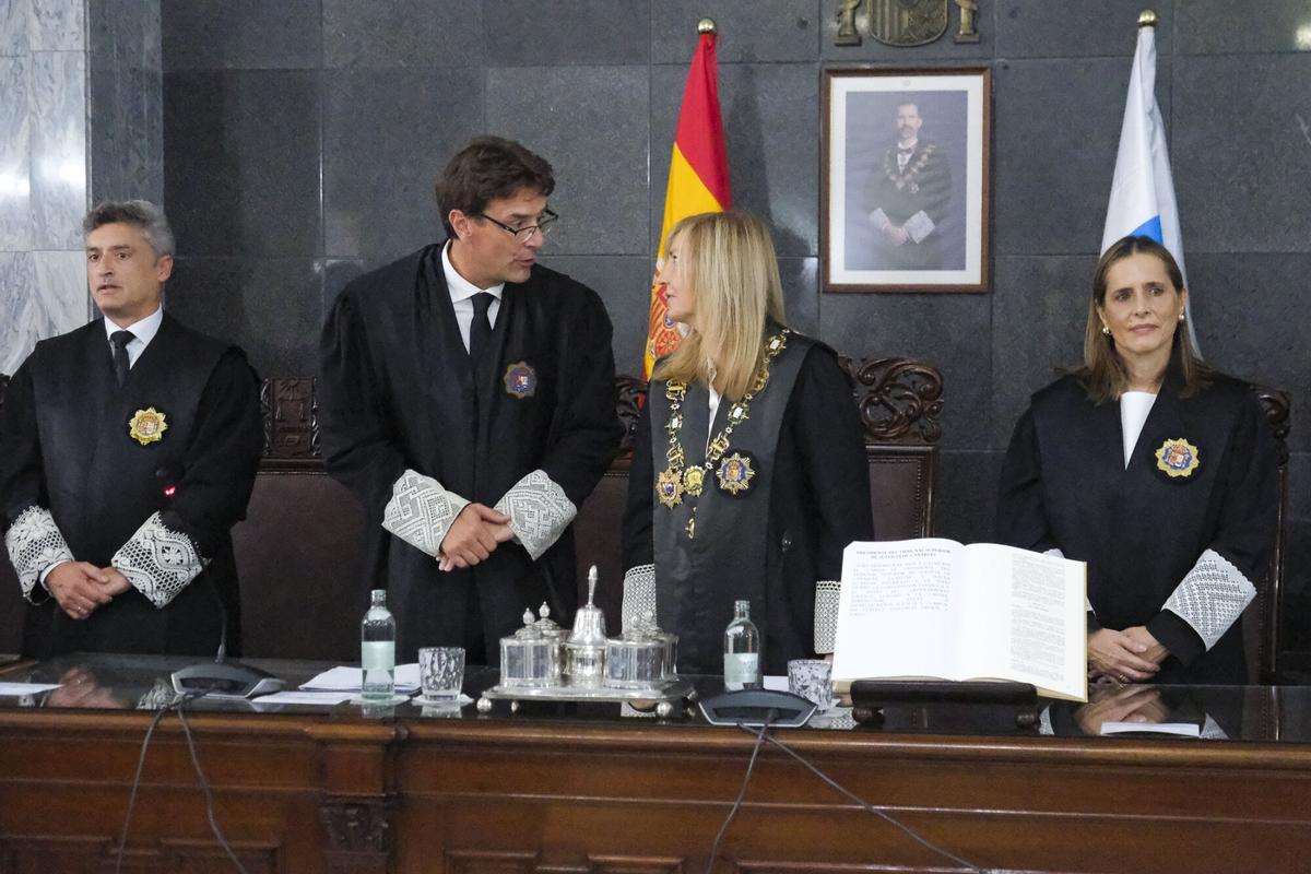 Juan Avello toma posesión como presidente del TSJC