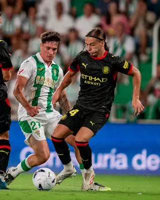El Girona cae en Córdoba en un pobre partido (2-1)