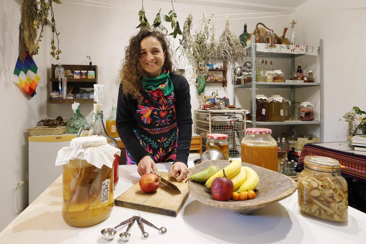 Soledad Saburido, vecina de Poio, dará los primeros cursos en el Mercado sobre esta temática.