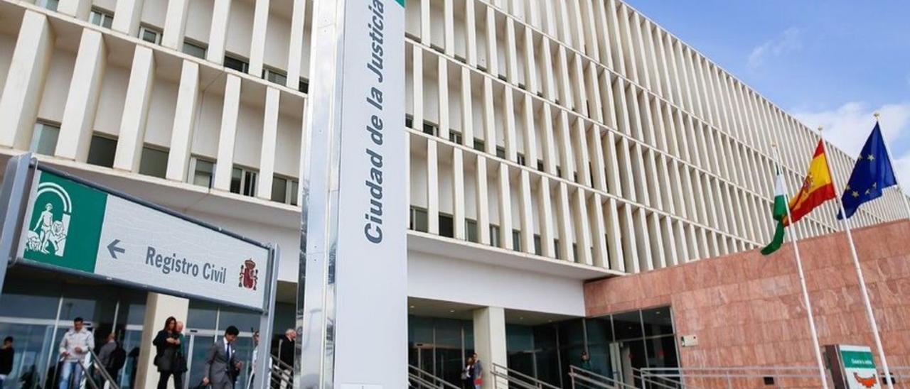 Imagen de la Ciudad de la Justicia de Málaga, que se ha quedado pequeña.