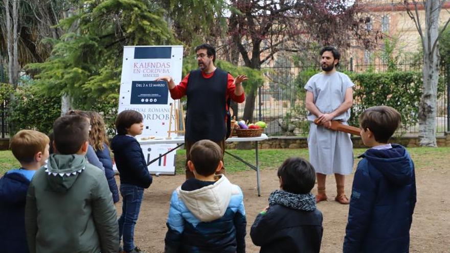 Kalendas lleva a Ciudad Jardín la obra 'Gloria y la muerte en la Antigua Roma'.