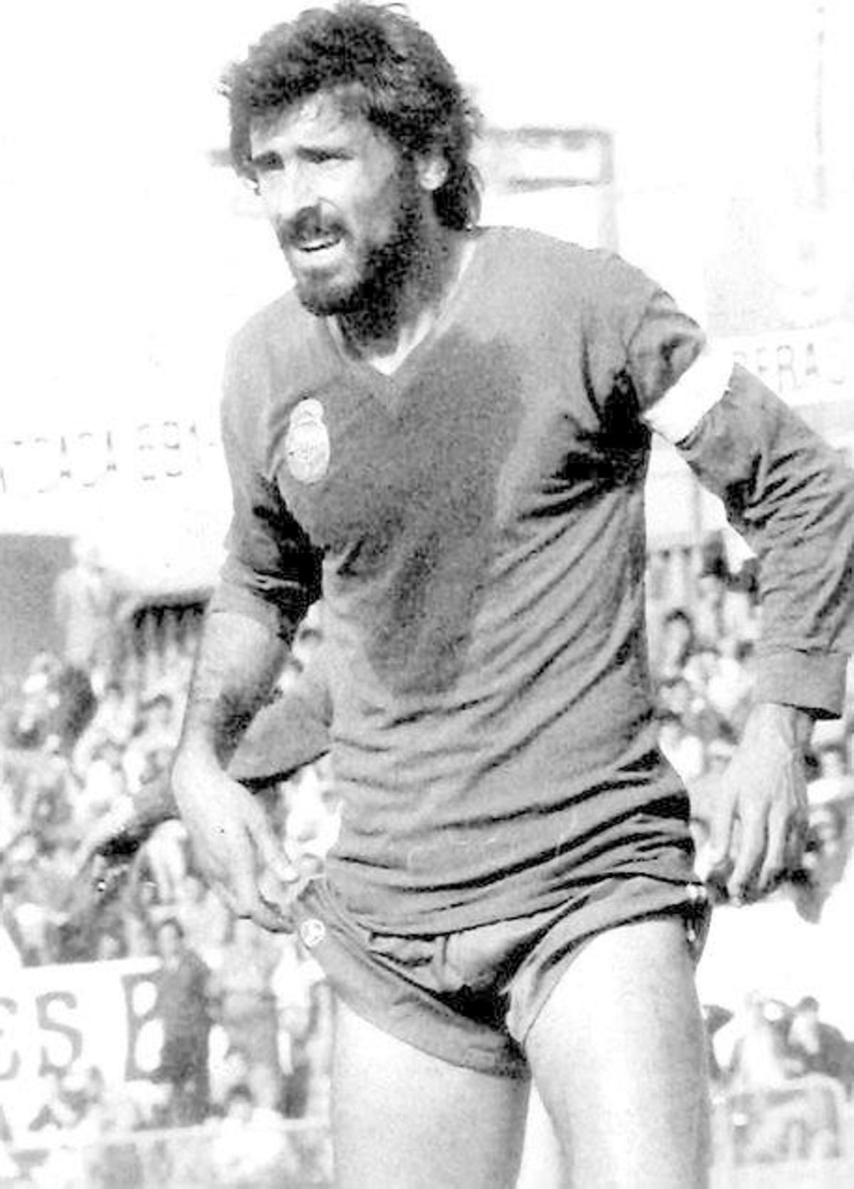 Gallardo, capitán de tercera a primera