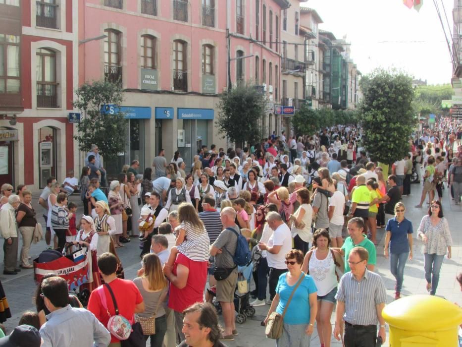 Fiestas del bollo en La Guía, Llanes