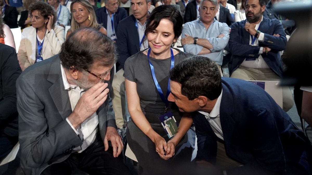 Rajoy, Ayuso y Juanma Moreno. Congreso Nacional del Partido Popular.