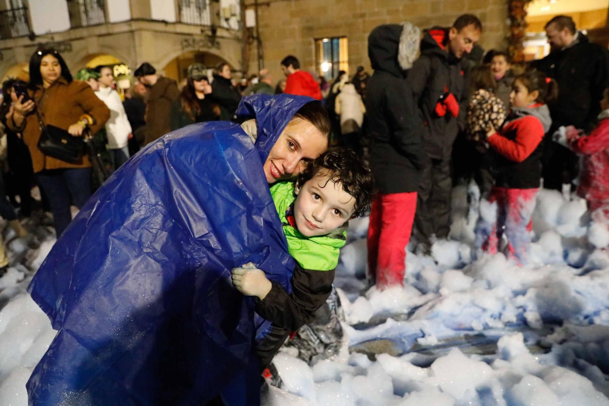 EN IMÁGENES: Así fue el multitudinario Descenso de Galiana en Avilés