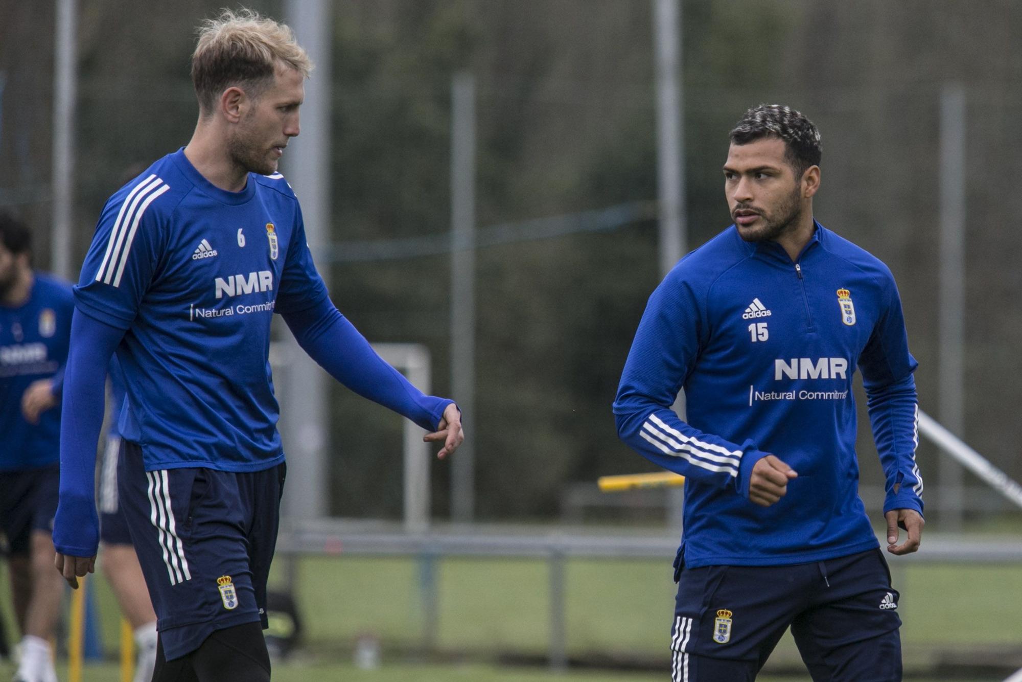 Las imágenes del entrenamiento del Oviedo antes de recibir al Zaragoza