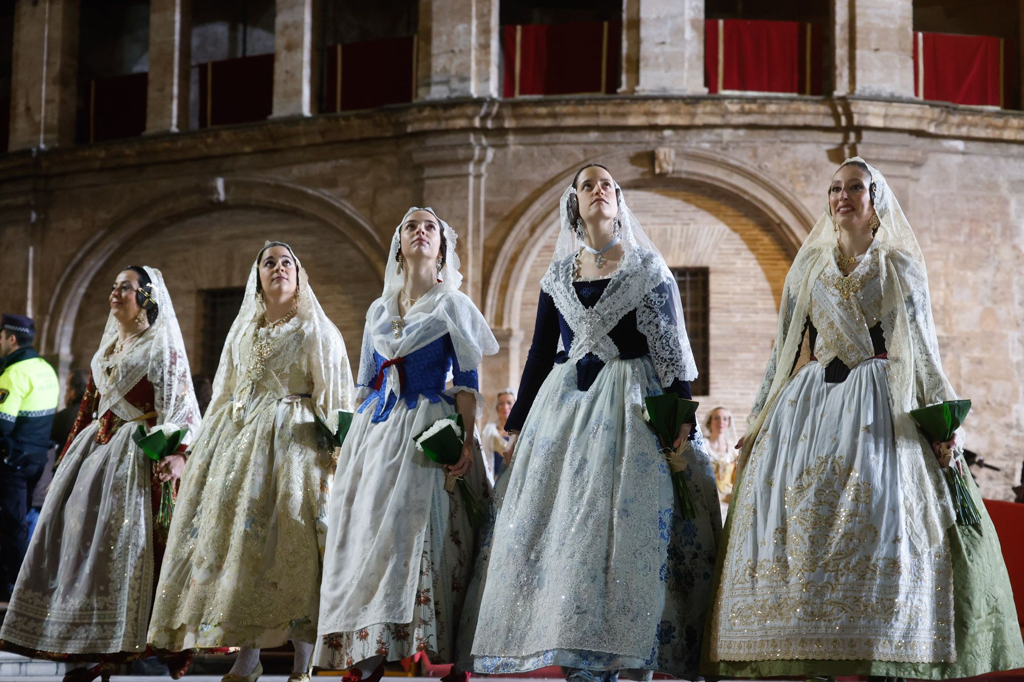 Todas las fotos de la Ofrenda del 17 de marzo por la calle de la Paz de 21:00 a 22:00 horas