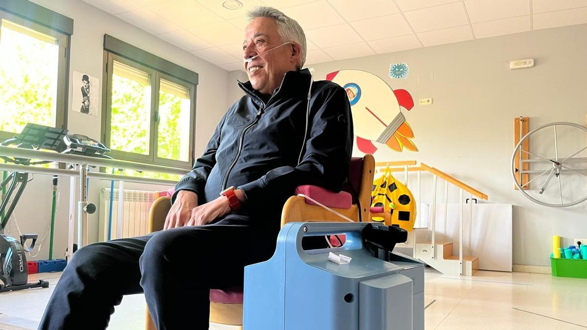 Mariano Pastor, paciente con EPOC (Enfermedad Pulmonar Obstructiva Crónica) y oxigenodependiente, vivió con ansiedad el apagón del pasado lunes.