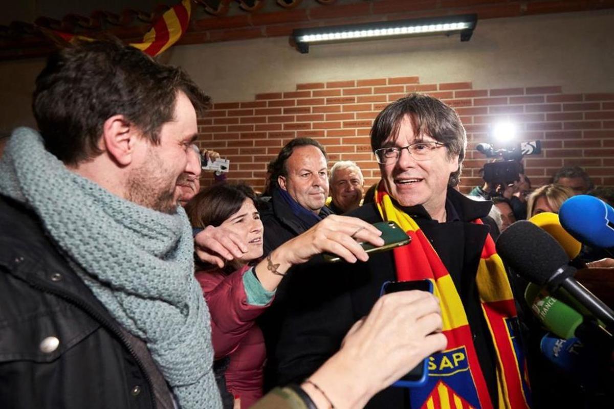 Puigdemont descobreix una placa amb el seu nom a l'estadi de la USAP