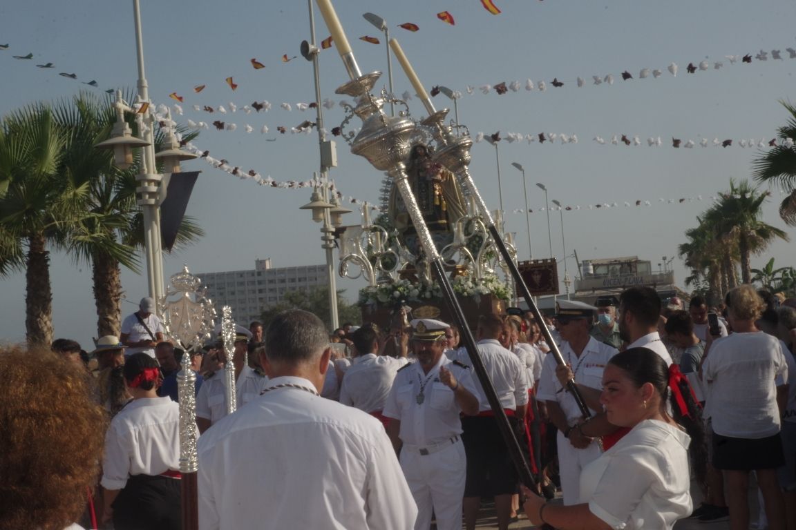 Salida procesional de la Virgen del Carmen del Litoral, en La Térmica