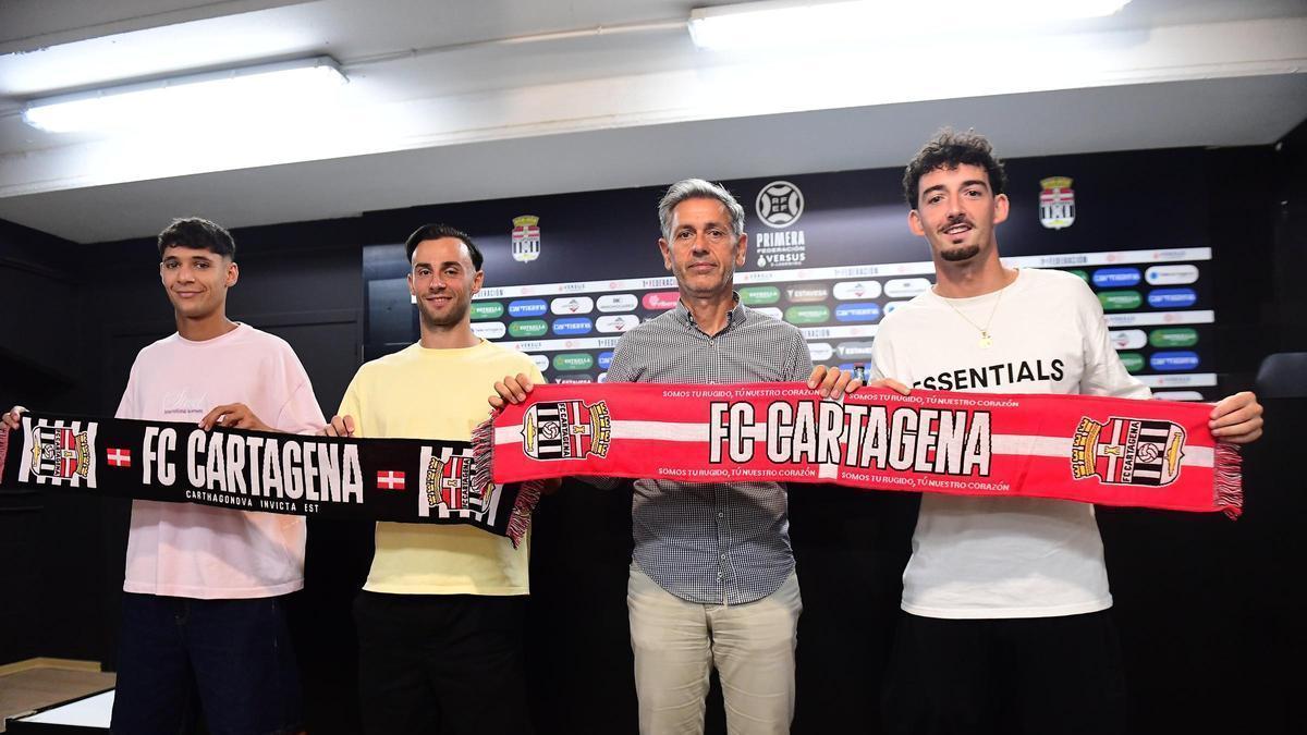 Abdel-Lah, Pablo Clavería, Víctor Alonso y Adrián Corral