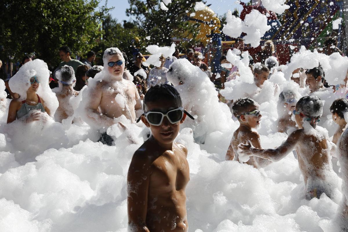 El broche a las fiestas de Ceares, en imágenes