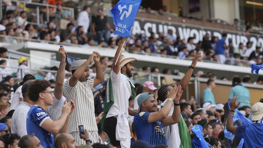 Las dos realidades del fútbol: Al Hilal y Real Madrid