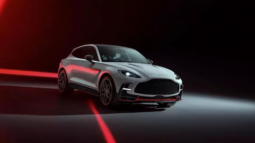 Aston Martin DBX S, un superdeportivo de ‘altura’