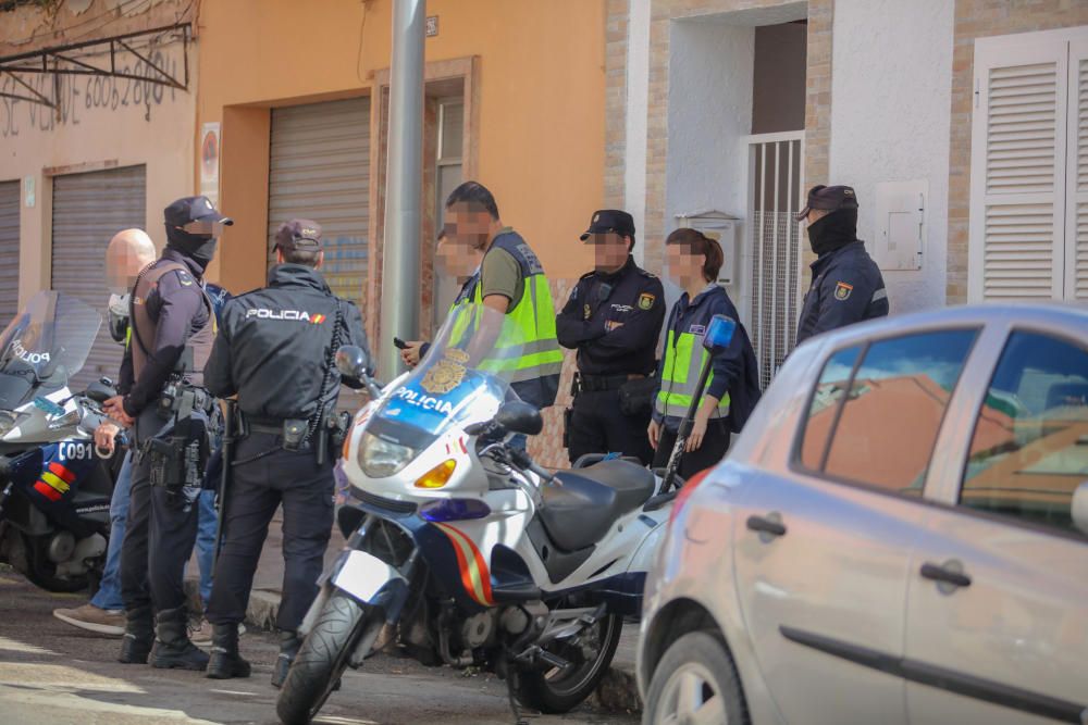 Redada antidroga en el barrio de Son Gotleu