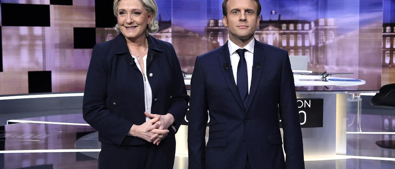 Marine Le Pen y Emmanuel Macron, durante el último debate.