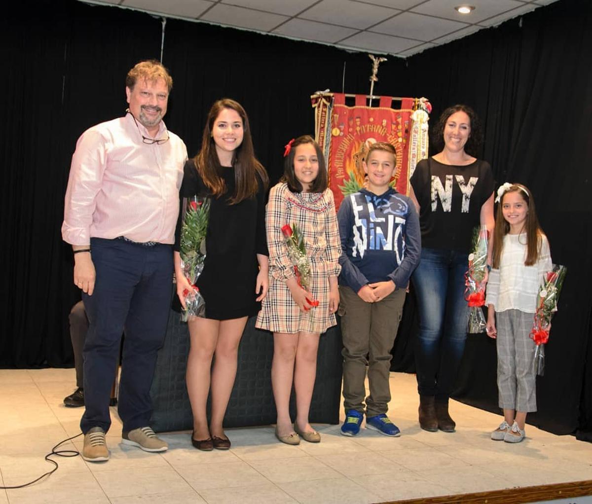 Y es nombrada fallera mayor de Poeta Alberola-Totana. Y es nombrada fallera mayor de Poeta Alberola-Totana.