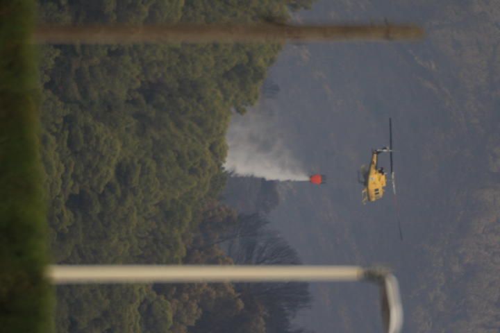 Incendio forestal entre Pinet, La drova y Marxuquera