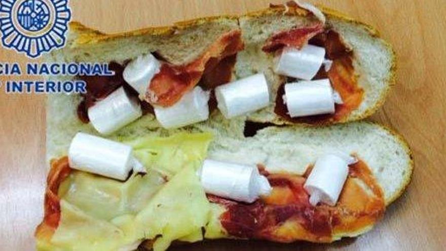 Bocata de jamón, queso y cocaína