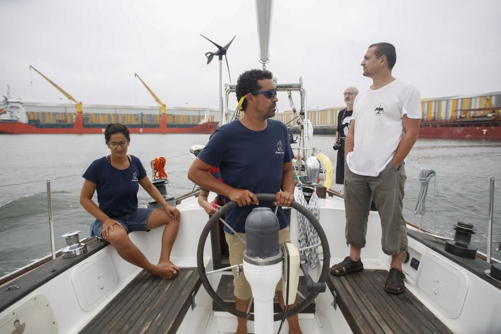 Ecologistas en Acción en la ría de Avilés