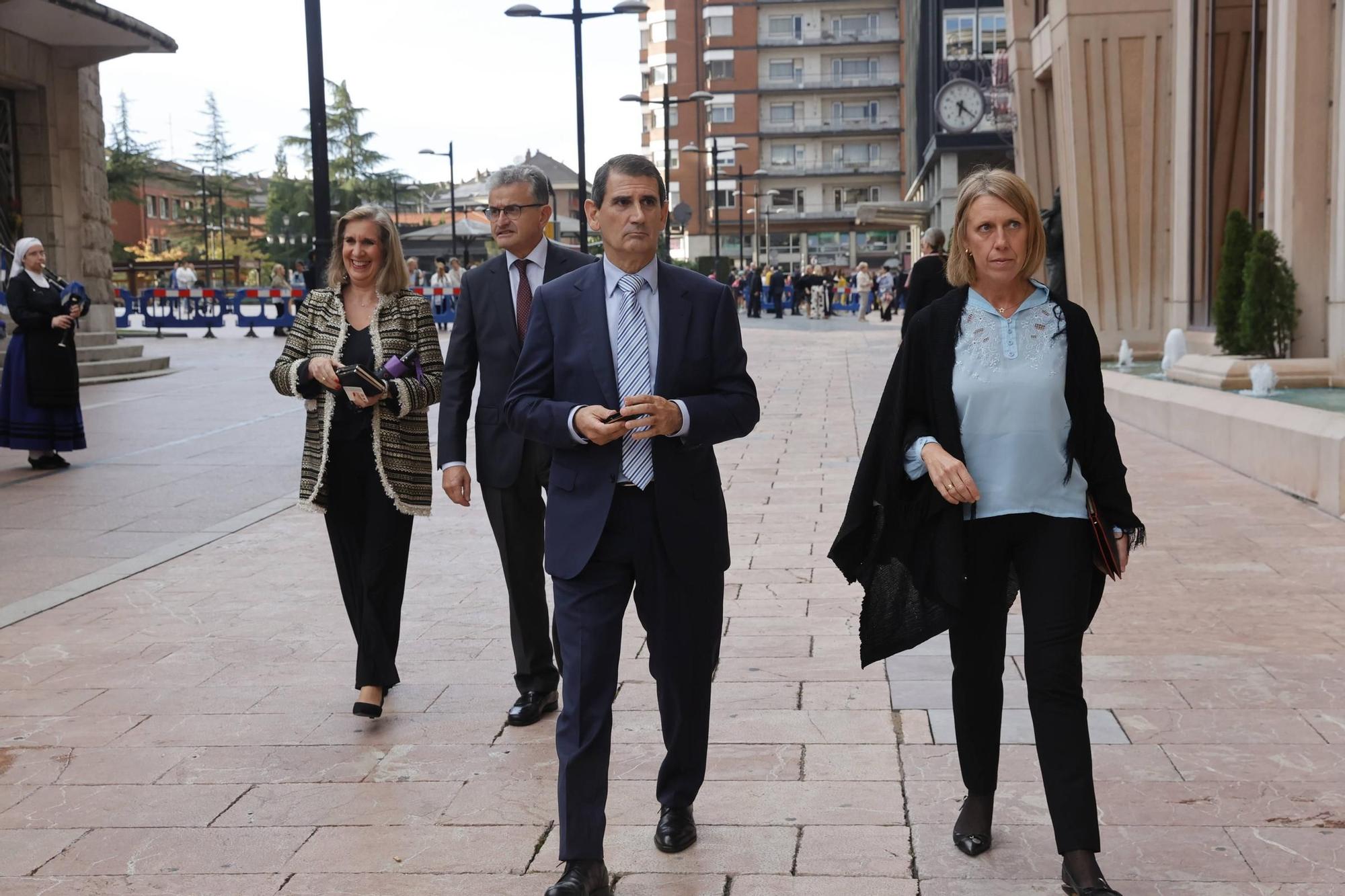 EN IMÁGENES: La Familia Real asiste en Oviedo al concierto de los premios "Princesa de Asturias"