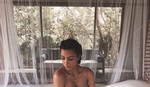 valor fuerte jueves Kim Kardashian ha creado un molde con su cuerpo desnudo para su nuevo perfume - Woman valor fuerte jueves Kim Kardashian ha creado un molde con su cuerpo desnudo para su nuevo perfume - Woman