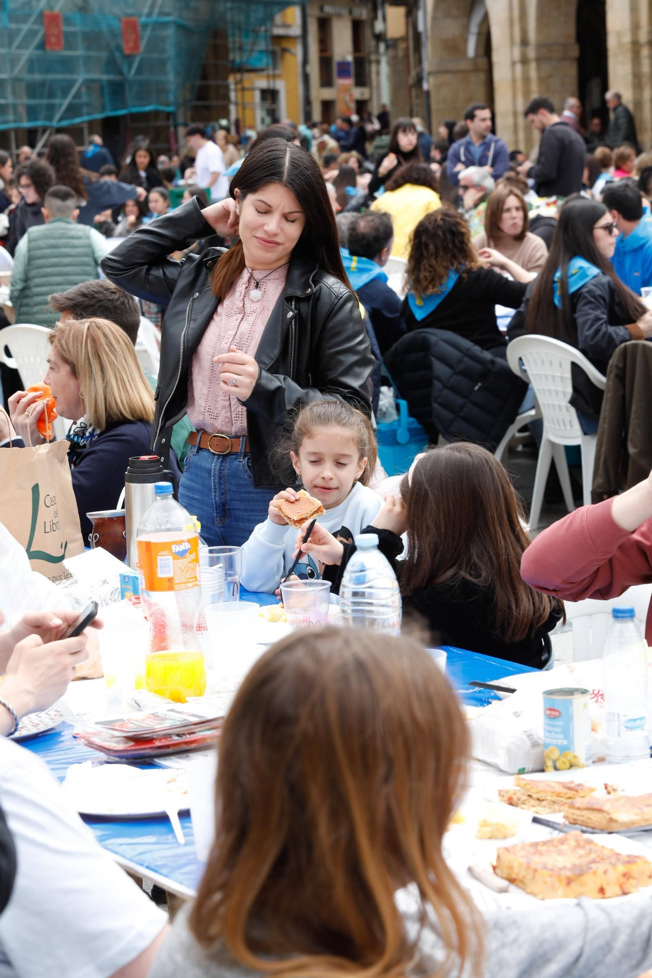 EN IMÁGENES: Avilés desborda con la Comida en la Calle