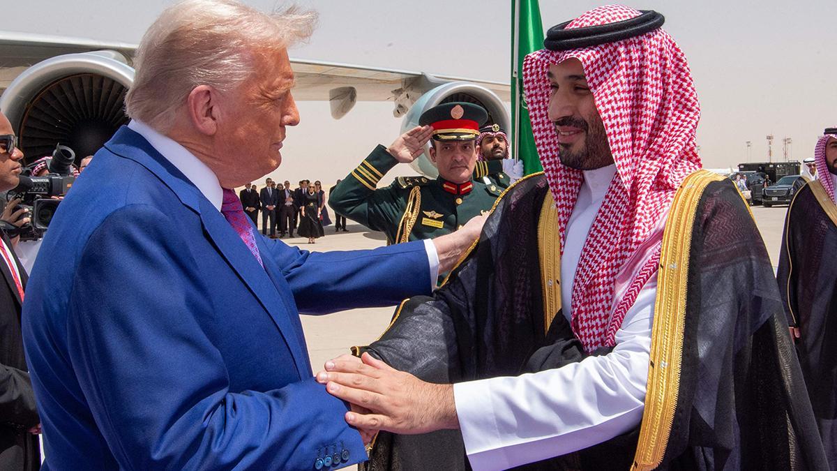 Trump comienza en Arabia Saudí su gira por Oriente Próximo Trump comienza en Arabia Saudí su gira por Oriente Próximo