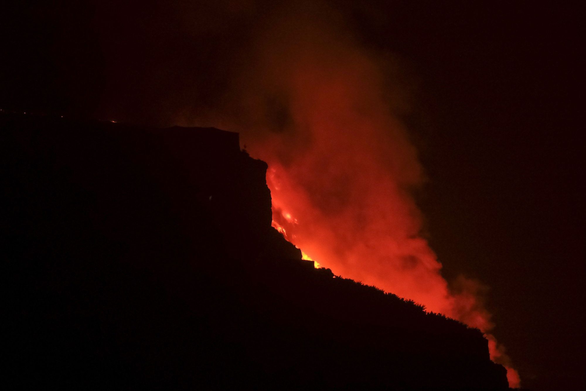 Vulkanausbruch auf La Palma: Die Lava fließt ins Meer