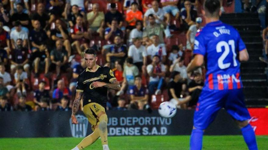 Alex Sala se adueña del centro del campo del Mallorca