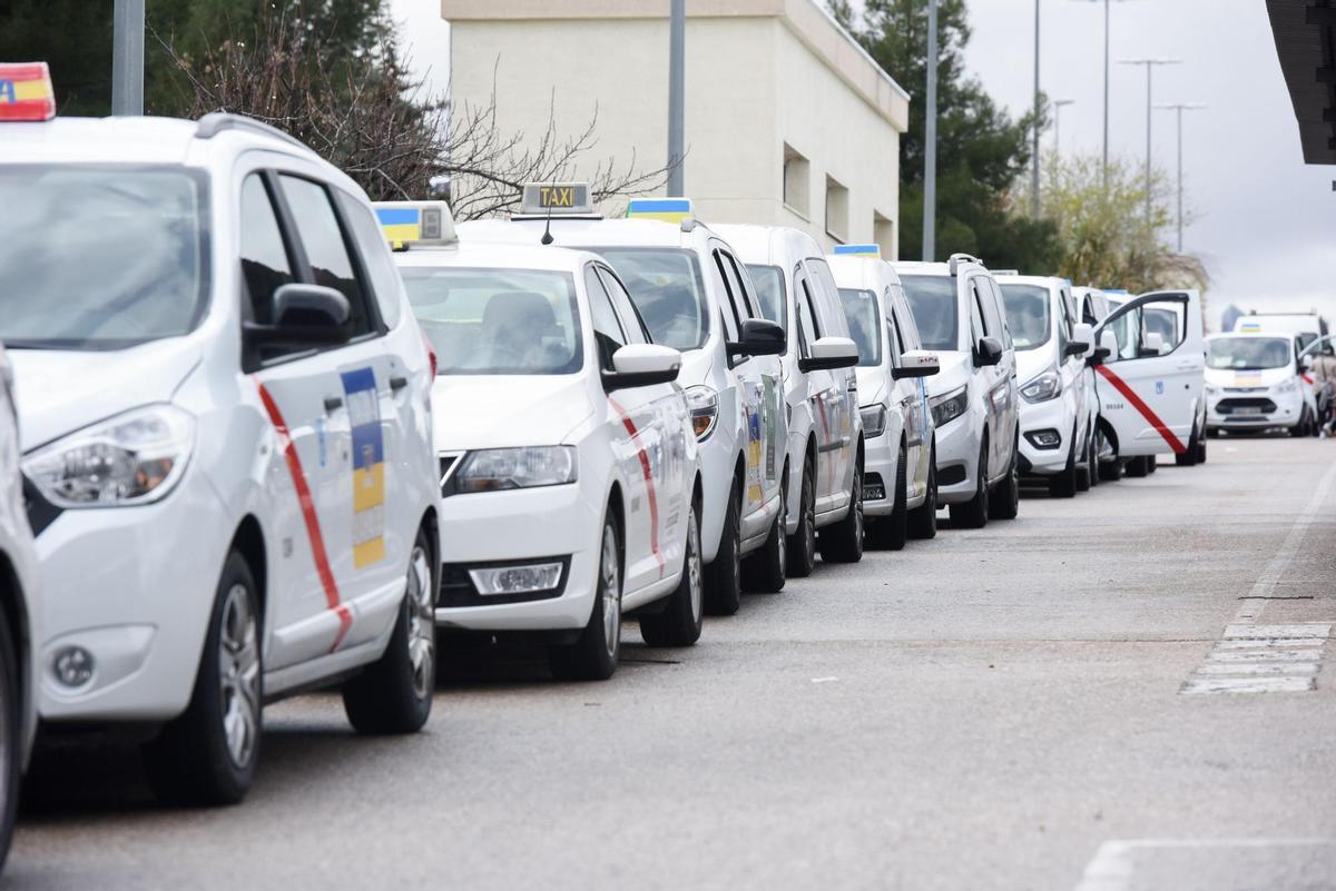 Varios taxis en Madrid, en una imagen de archivo.