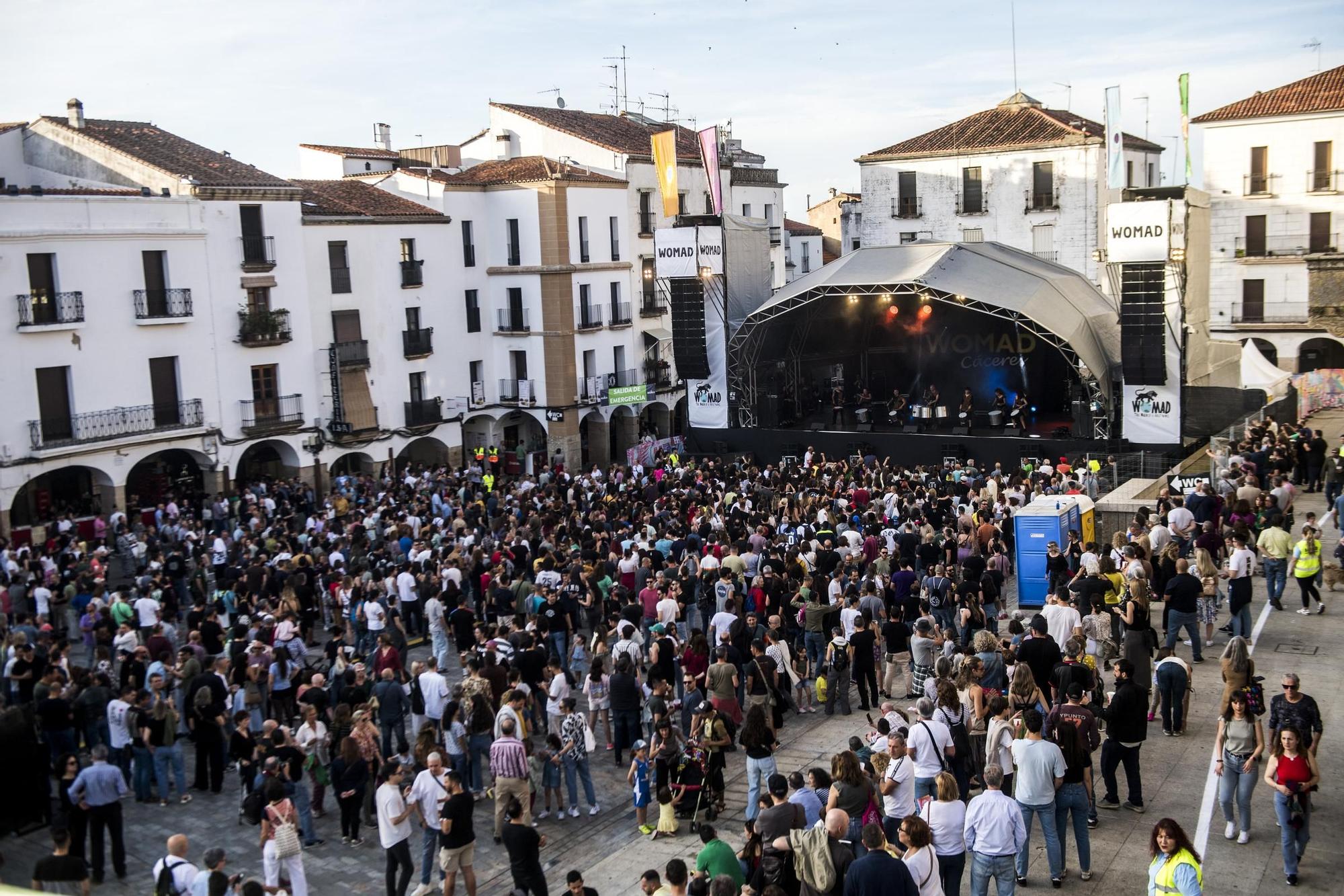 Vive el primer concierto de Womad en Cáceres