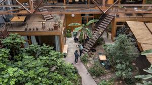 Nest City Lab: un oasis sostenible en el Poblenou.