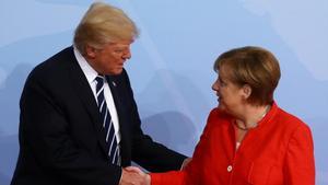El presidente Donald Turmp junto a la cancillera Angela Merkel.