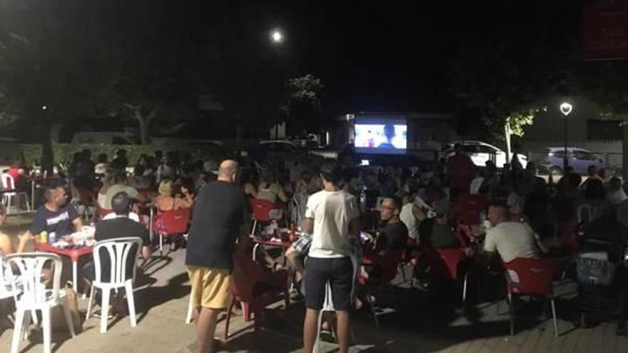 Más de 2.000 espectadores disfrutan del ciclo «Cinema a  la Fresca» en el Real de Gandia