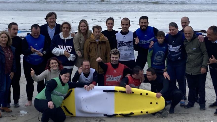 Arranca en Patos el Campeonato de España de Surf Adaptado