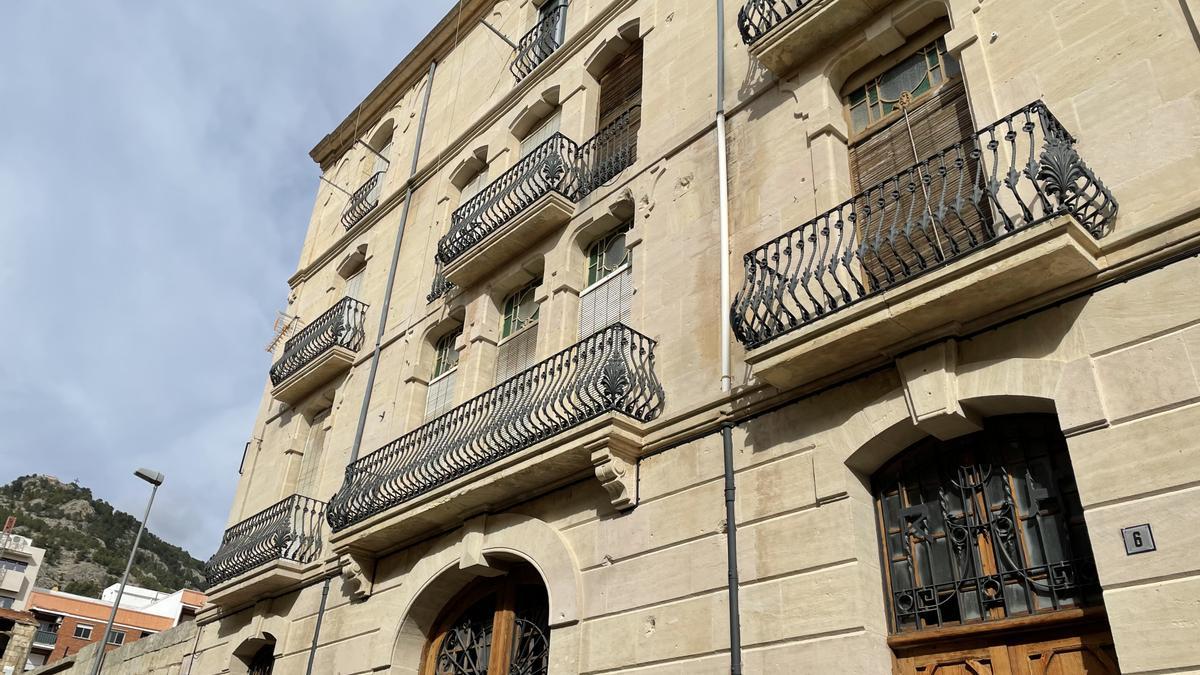 Los edificios de la calle Tibi que serán rehabilitados.