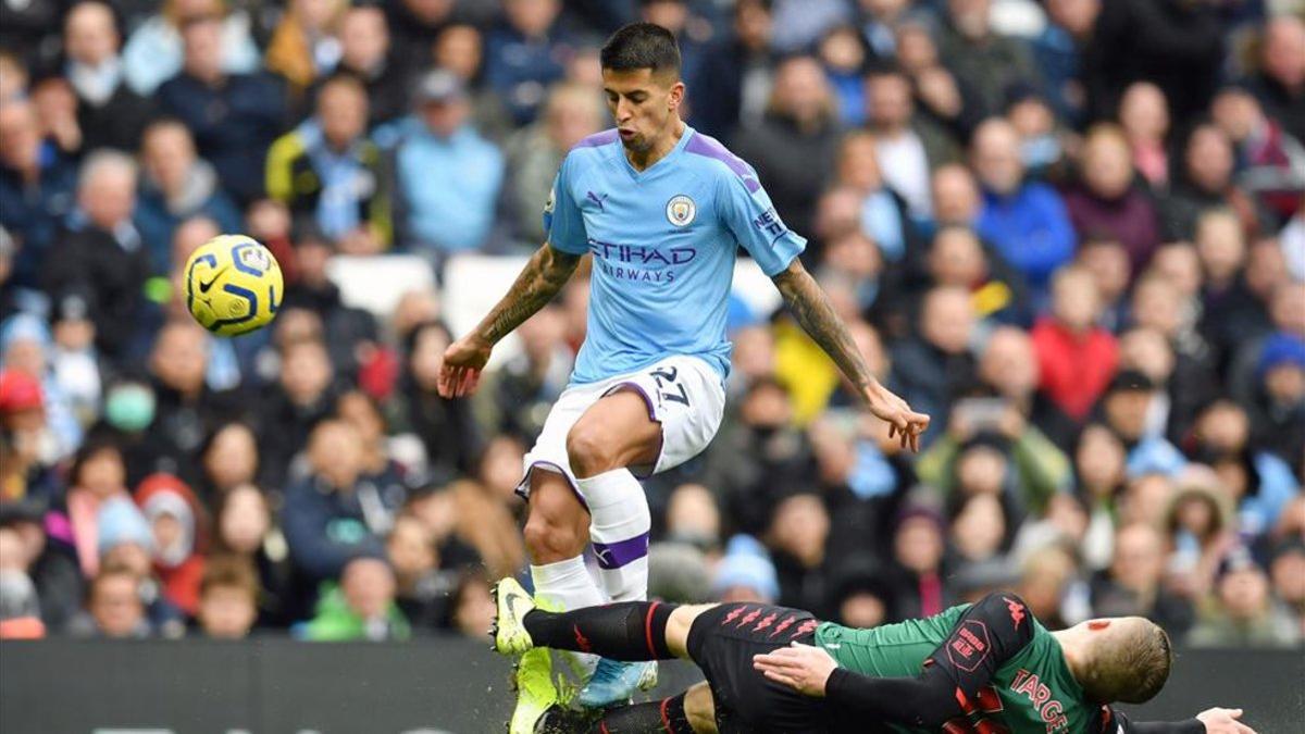 Joao Cancelo no está teniendo demasiado protagonismo con Guardiola