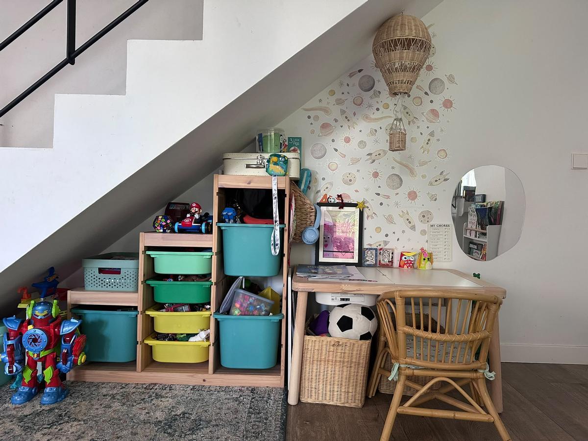 Aprovecha los muebles de IKEA para crear un rincón de juegos como este