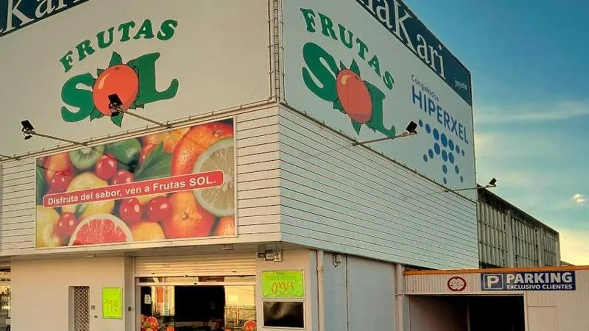 Cierra la emblemática cadena viguesa Frutas Sol, con medio centenar de puntos de venta en Galicia