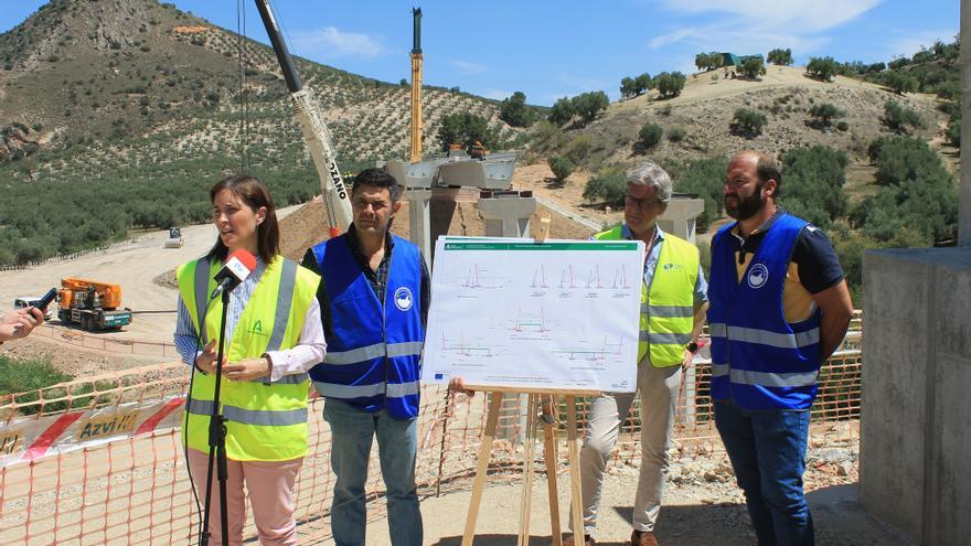 Las obras de la variante de Las Angosturas de Priego de Córdoba están ejecutadas al 50%