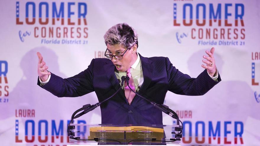 O ICE detém o ultradireitista britânico Milo Yiannopoulos, ex-simpatizante de Trump e assessor de Kanye West